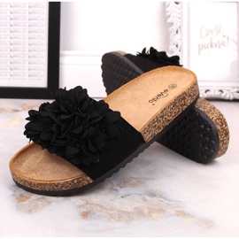 Dámské ploché pantofle s černými květy eVento 5969 černá 4