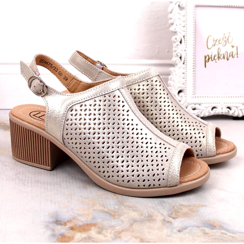 Béžové/zlaté prolamované kožené sandály Filippo DS4475 zlatý 1