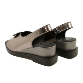 Sandály na klínu Gun Metal Filippo DS4469/23 hnědý 5