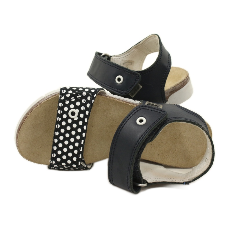 Bartek Dívčí námořnictvo modré kožené sandály v tečkách modrý 5 Bartek Dívčí námořnictvo modré kožené sandály v tečkách modrý 5