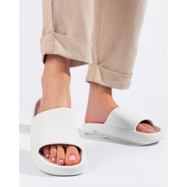 Dámské bílé kšiltovky Shelovet bílý 2