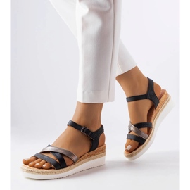 Černé sandály na klínku od Ridenour černý 1