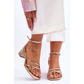 FB2 Módní zlaté sandály na vysokém podpatku Felisa zlatý 2