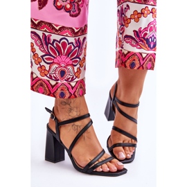 Černé kožené sandály na podpatku Florentina černá 1