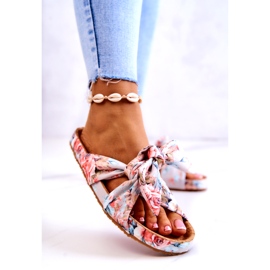 Klasické pantofle s květinami Big Star JJ274703 Světle šedé šedá 1