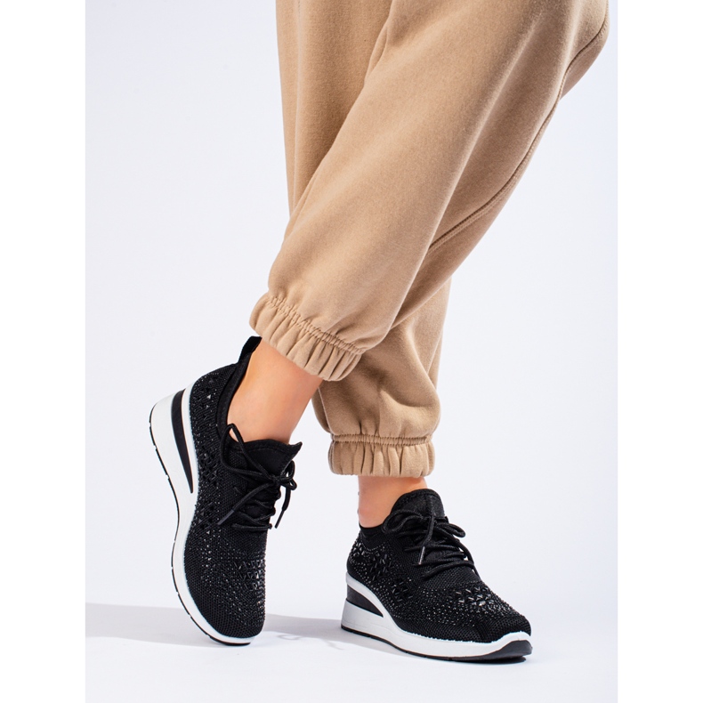 Černé textilní tenisky Shelovet na klínku černá 1