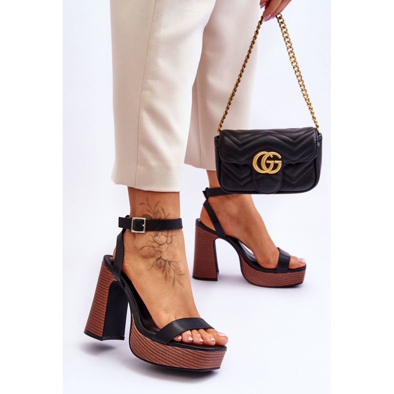 Kožené Sandály Na Robustní černé Platformě Marina černý 2