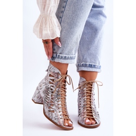 Kožené prolamované boty Maciejka 04040-11 Bílá bílý 1 Kožené prolamované boty Maciejka 04040-11 Bílá bílý 1