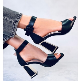 Tamara Černé sandály s geometrickým podpatkem černá 1