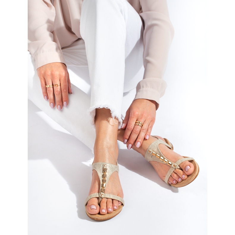 Zlaté ploché sandály Shelovet zlatý 1