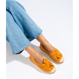 Semišové espadrilky na platformě s mašlí od Shelovet camel žluť 1