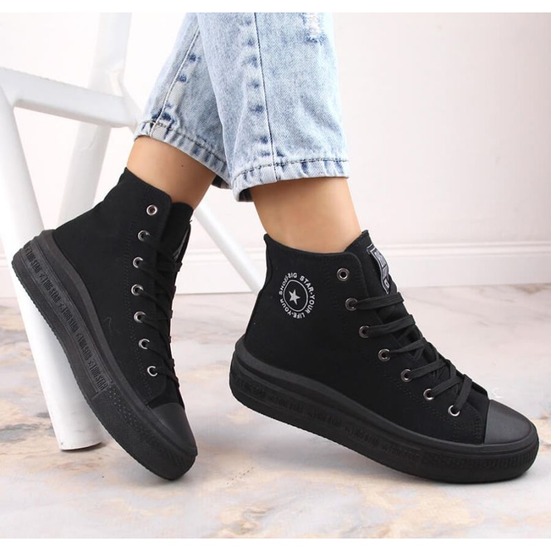 Kotníkové tenisky na platformě Big Star W INT1875A černé černá 1 Kotníkové tenisky na platformě Big Star W INT1875A černé černá 1