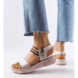 Béžové metalické sportovní sandály od Parsipu béžový 1