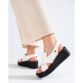 Dámské sandály na klínku Shelovet bílé bílý 1 Dámské sandály na klínku Shelovet bílé bílý 1