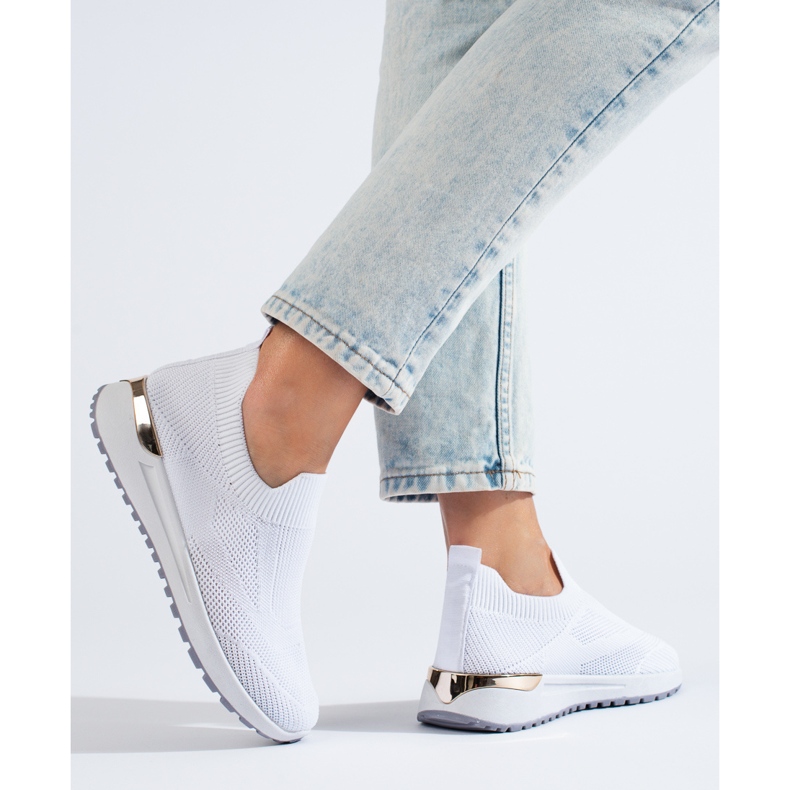 Bílé nazouvací tenisky Shelovet na klínku bílý 2